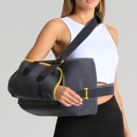 Arm Sling with 45°-60° Cushion | حامل ساعد مع وسادة